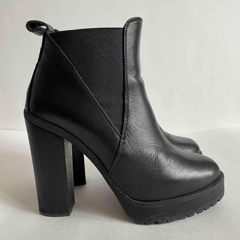 KURT GEIGER LONDON Black Leather High Heeled Ankle Boots